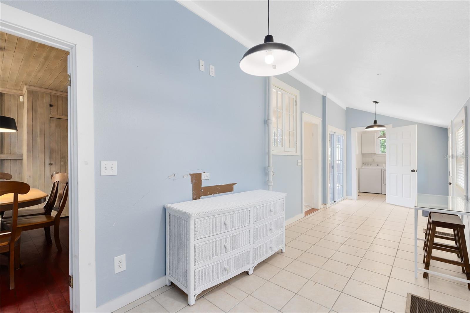 Image 20 of 36 For 6971 Earlwood Avenue