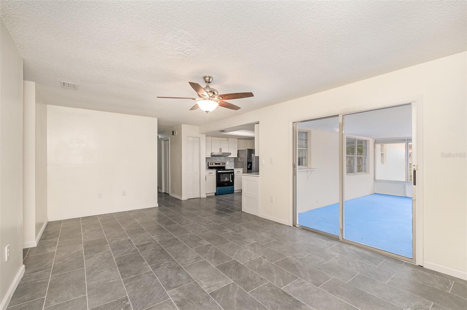 Image 10 of 34 For 790 Aragon Avenue Ne