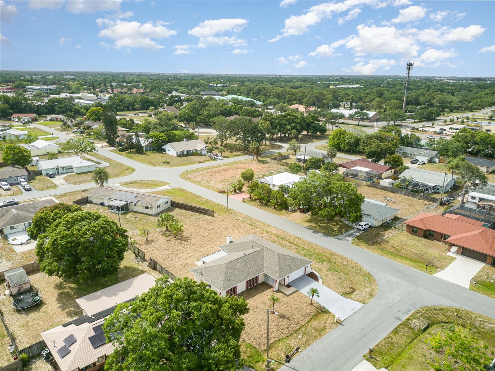 Image 32 of 34 For 790 Aragon Avenue Ne