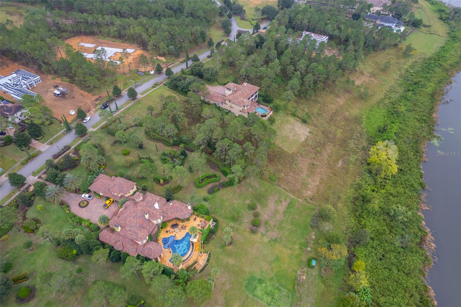 Image 11 of 37 For 16325 Pendio Drive
