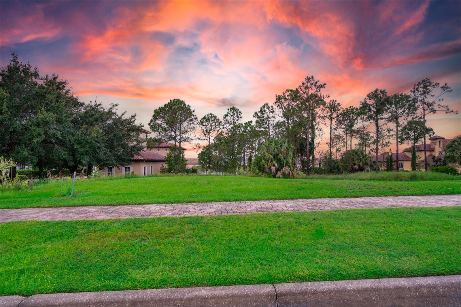 Image 16 of 37 For 16325 Pendio Drive