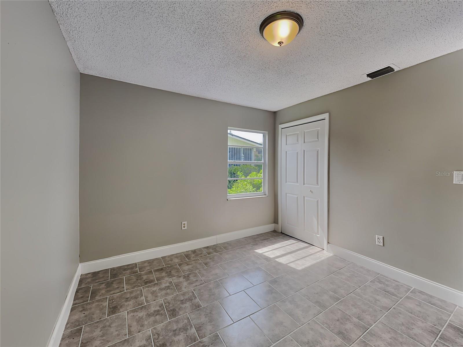 Image 8 of 18 For 3220 Mahalia Place
