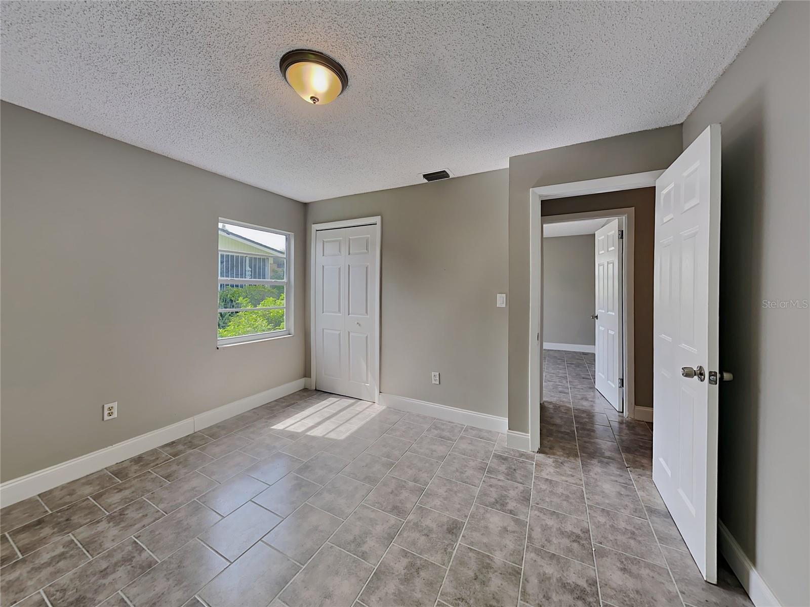 Image 9 of 18 For 3220 Mahalia Place
