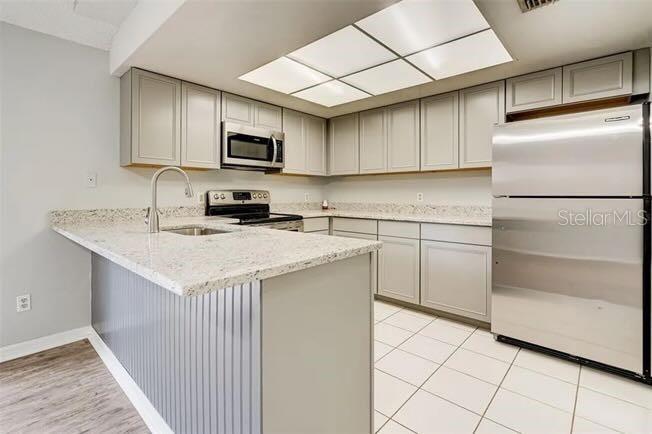 Image 12 of 18 For 6262 142nd Avenue N 1203