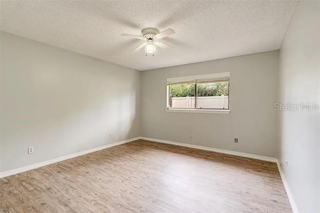 Image 14 of 18 For 6262 142nd Avenue N 1203