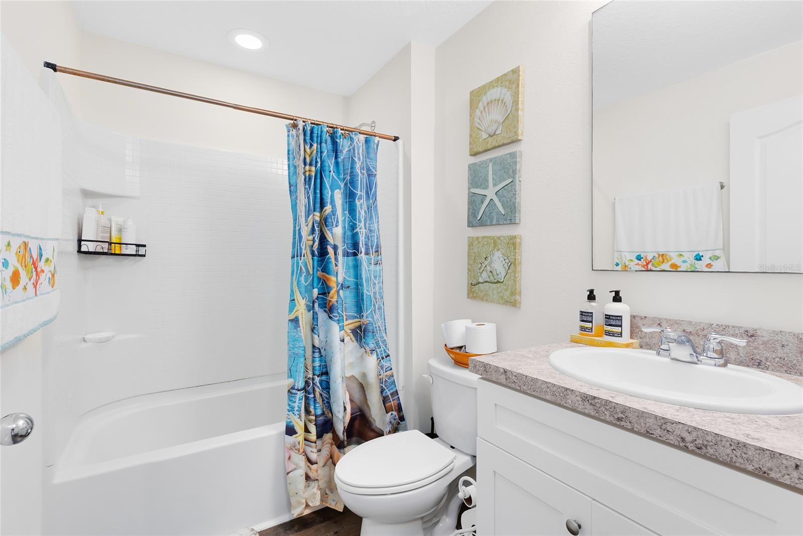 Image 17 of 29 For 4801 Apple Blossom Lane