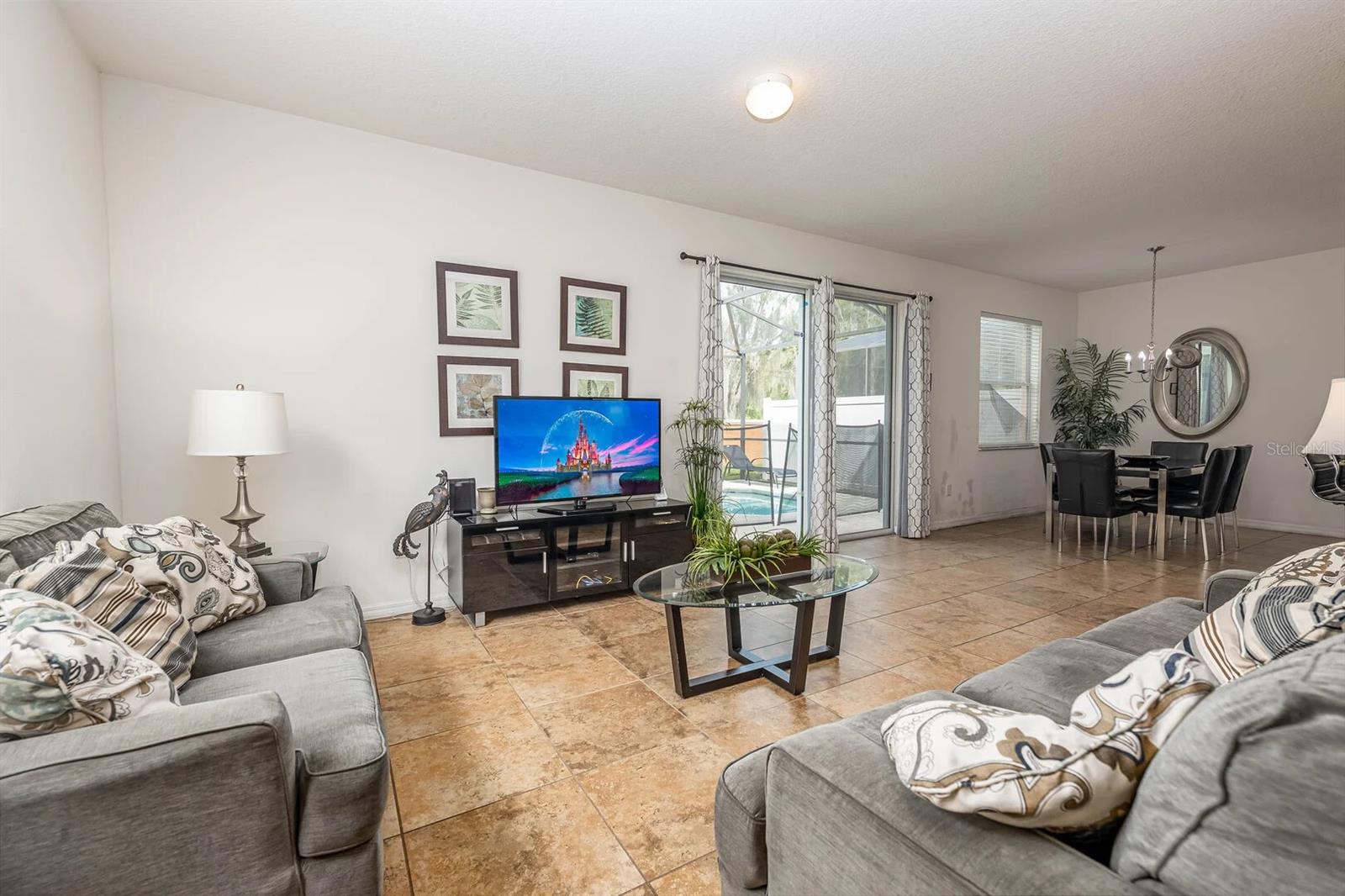 Image 4 of 21 For 550 Las Fuentes Drive