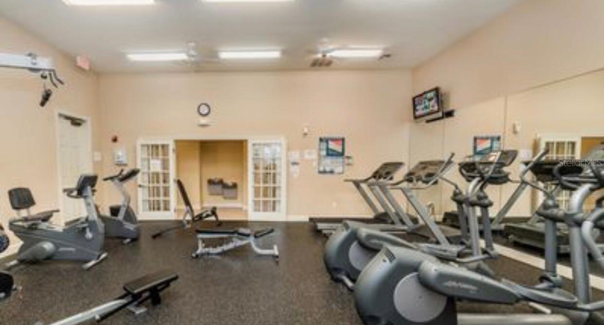 Image 21 of 28 For 2624 Lodi Circle 12-105