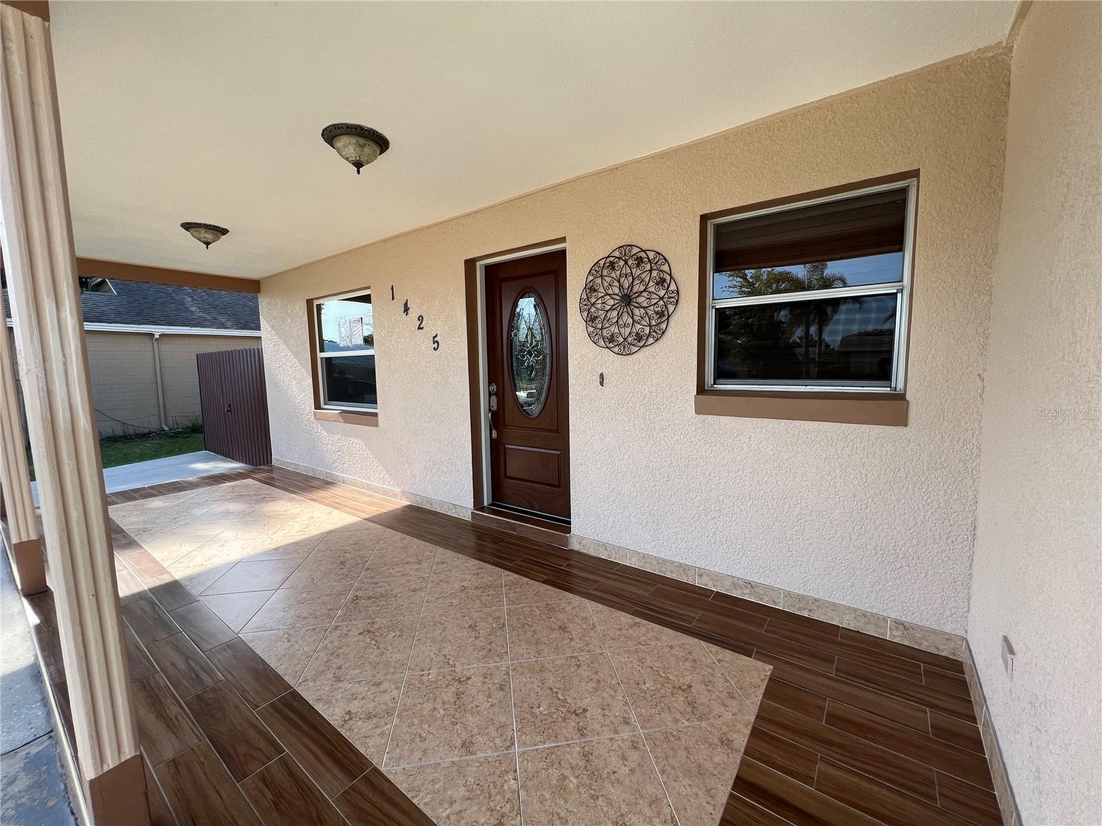 Image 3 of 26 For 1425 Orchid Lane