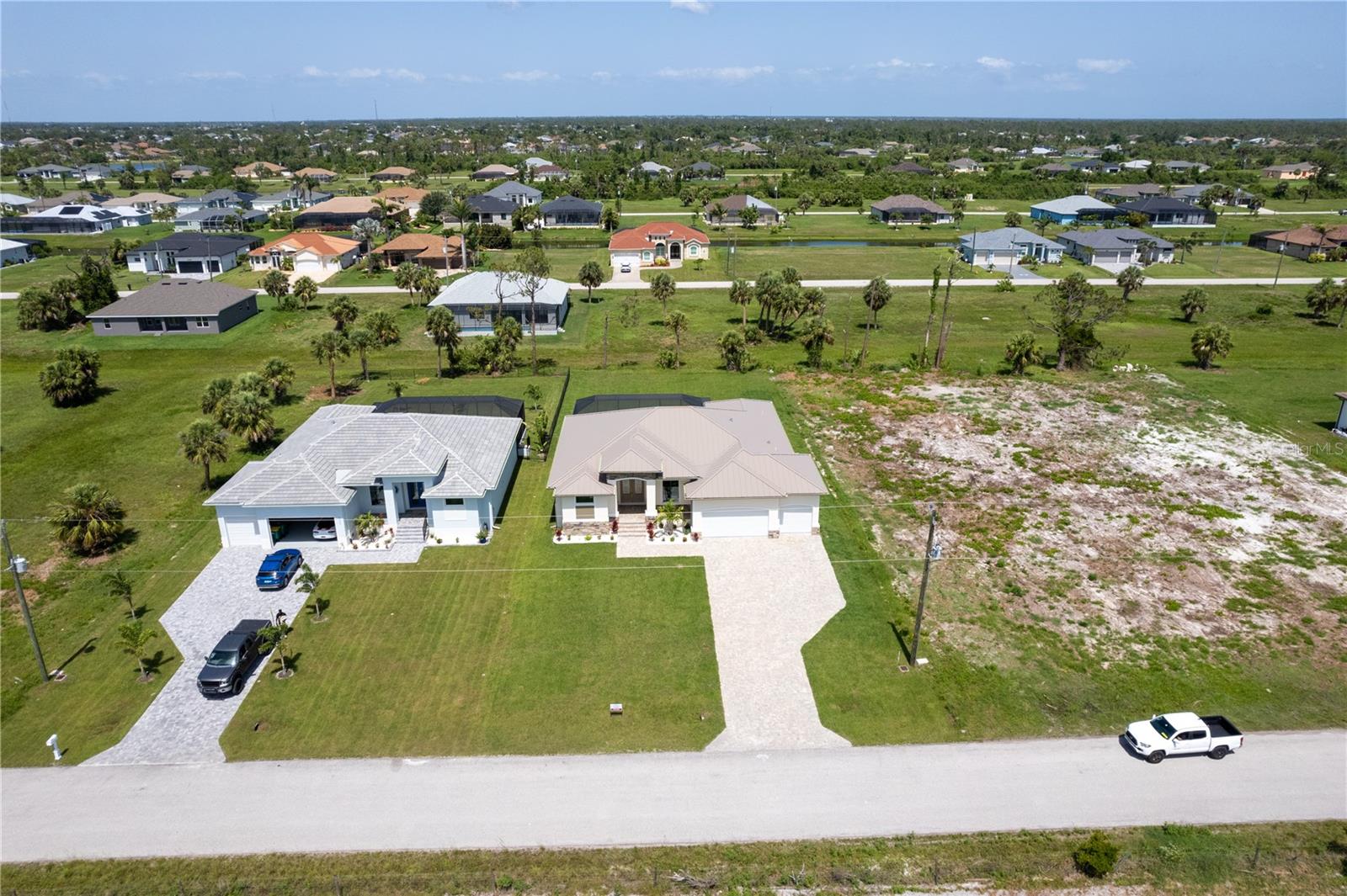 Image 38 of 42 For 235 Rotonda Boulevard S