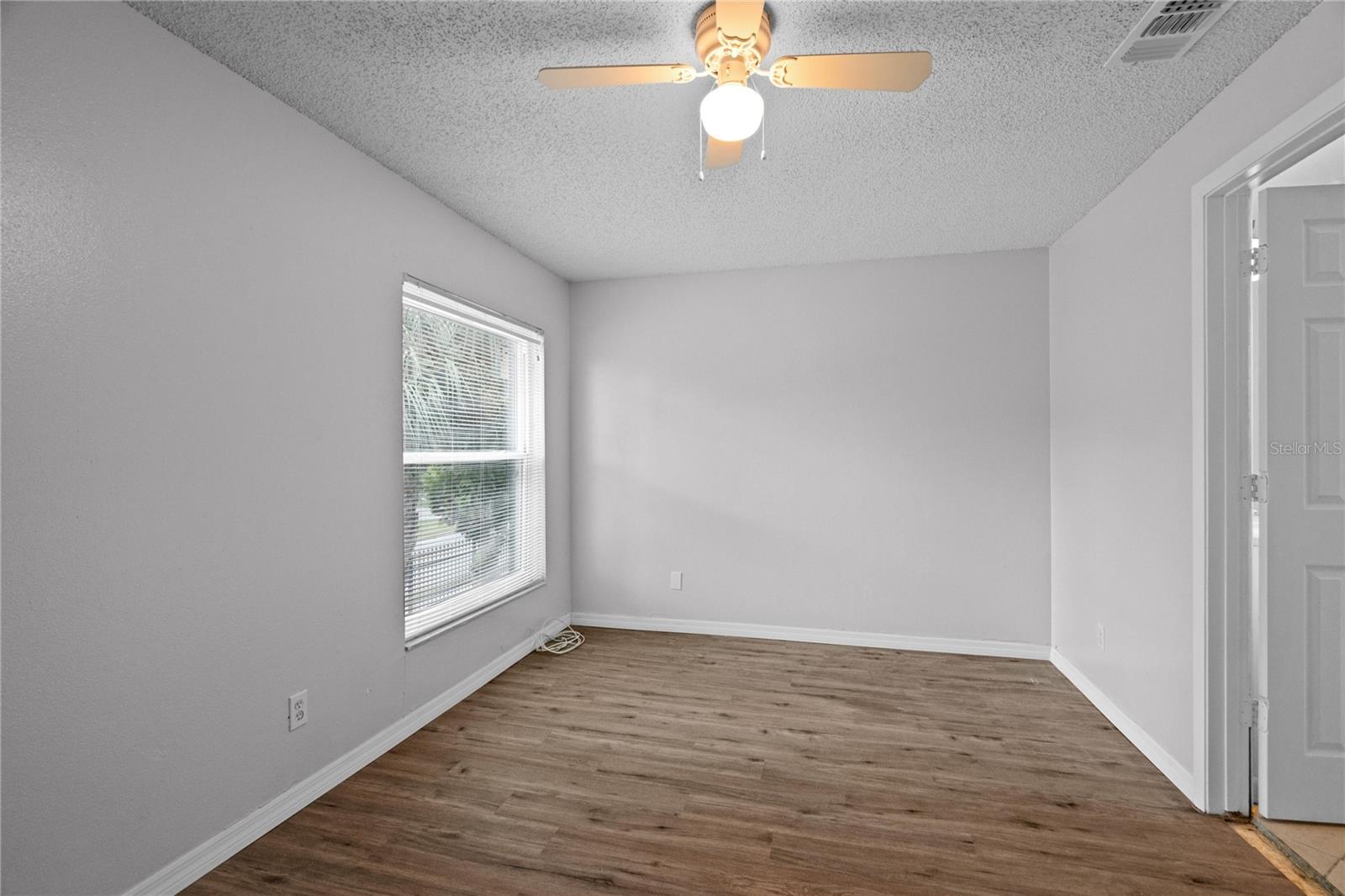 Image 13 of 21 For 5112 Temple Heights Road B