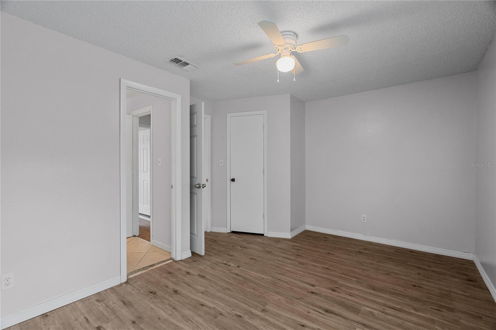 Image 14 of 21 For 5112 Temple Heights Road B