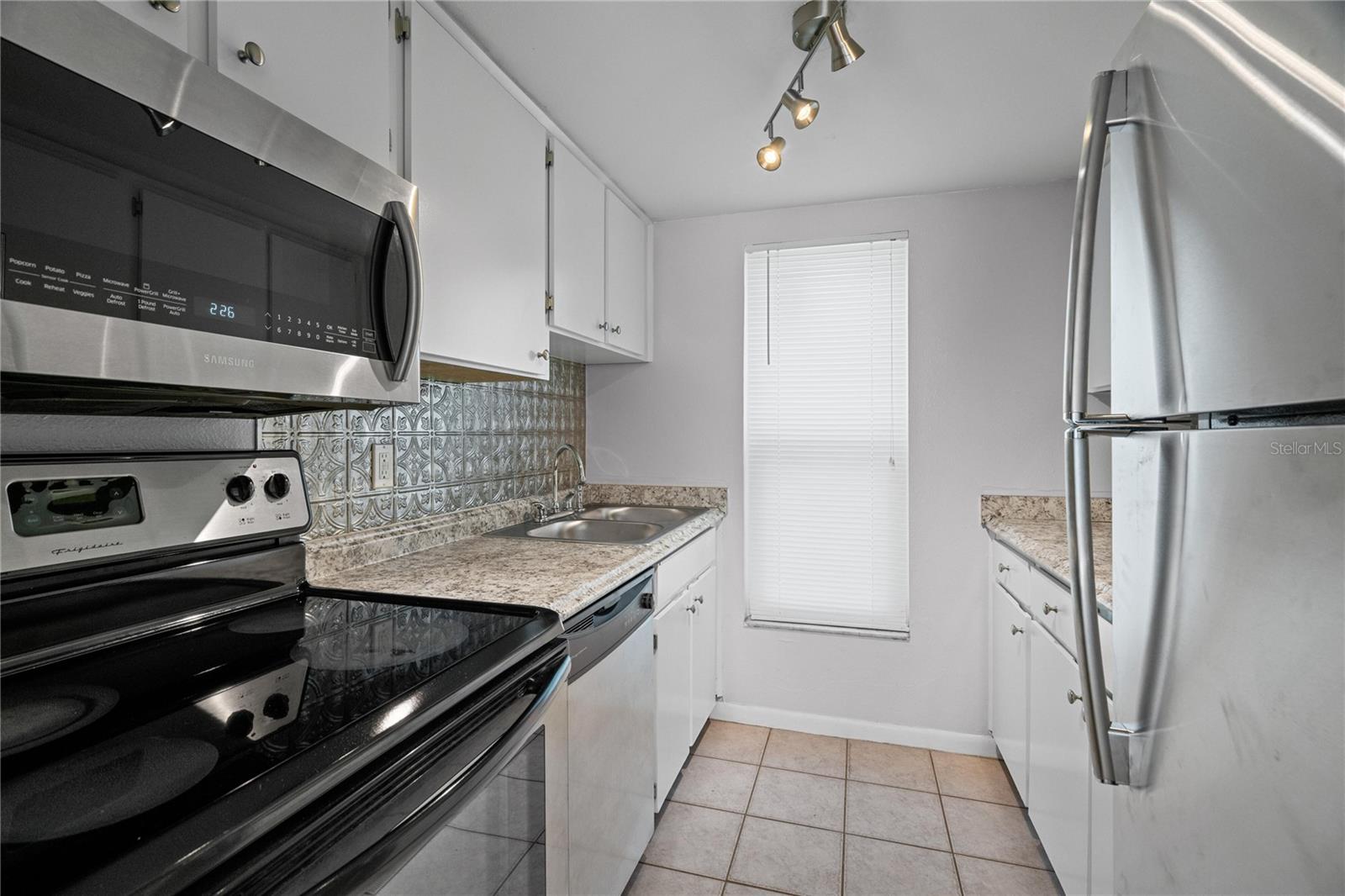 Image 4 of 21 For 5112 Temple Heights Road B