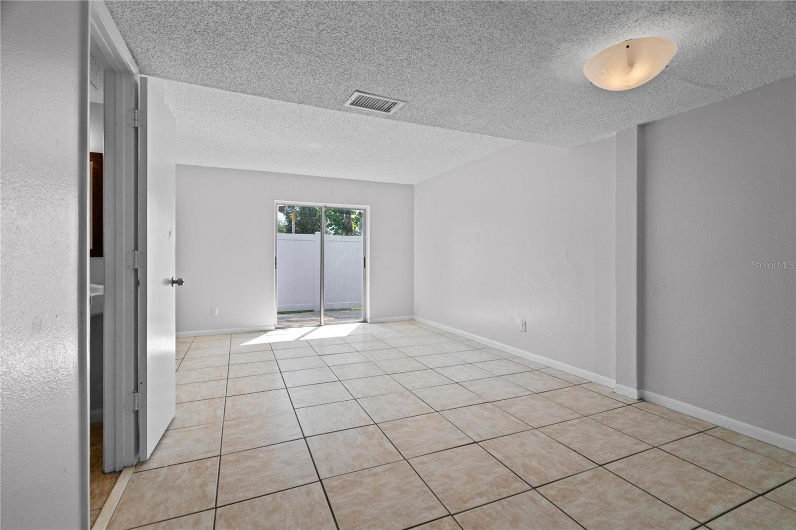 Image 6 of 21 For 5112 Temple Heights Road B