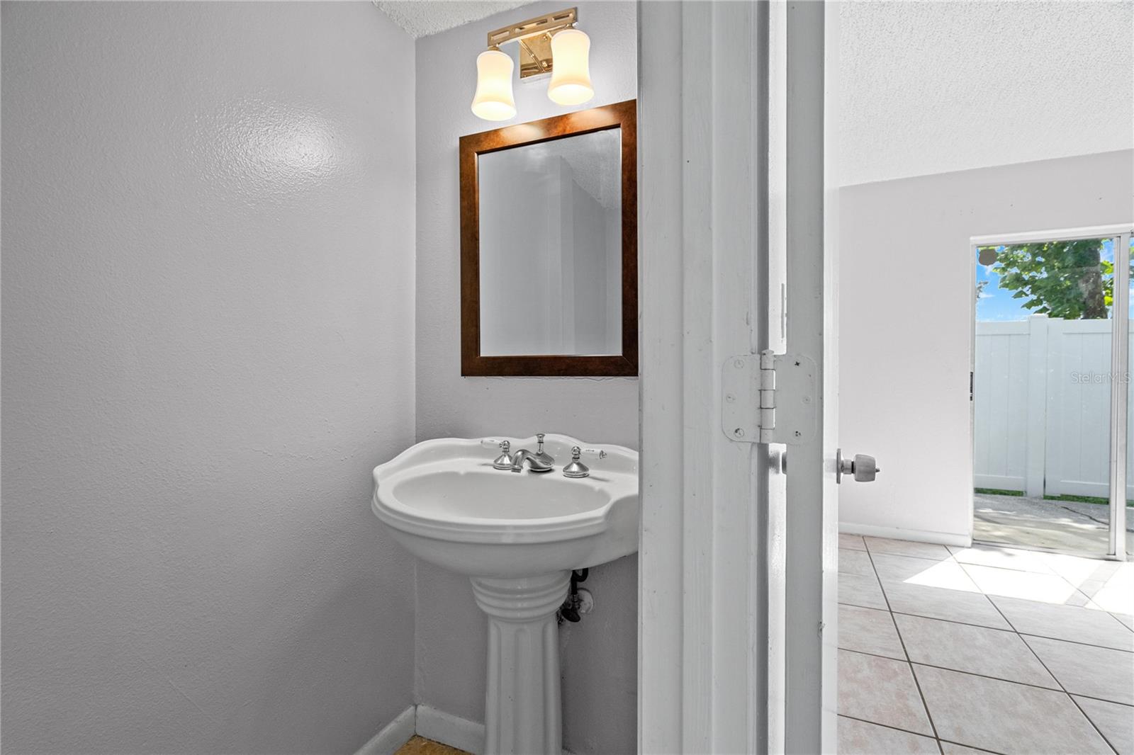 Image 8 of 21 For 5112 Temple Heights Road B