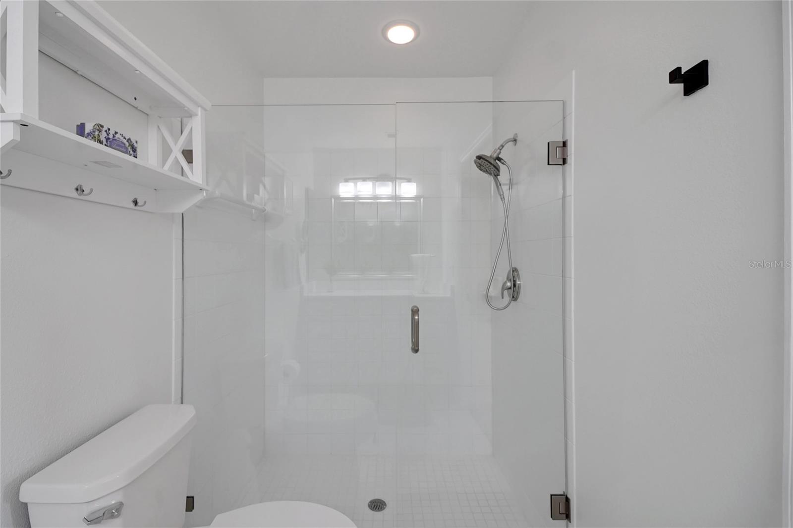 Image 25 of 47 For 3018 Andover Court