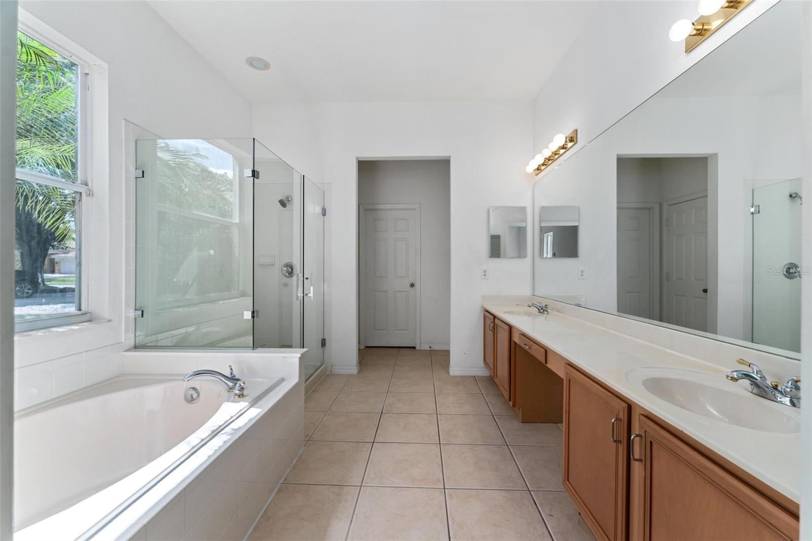 Image 12 of 59 For 6550 Crestmont Glen Lane