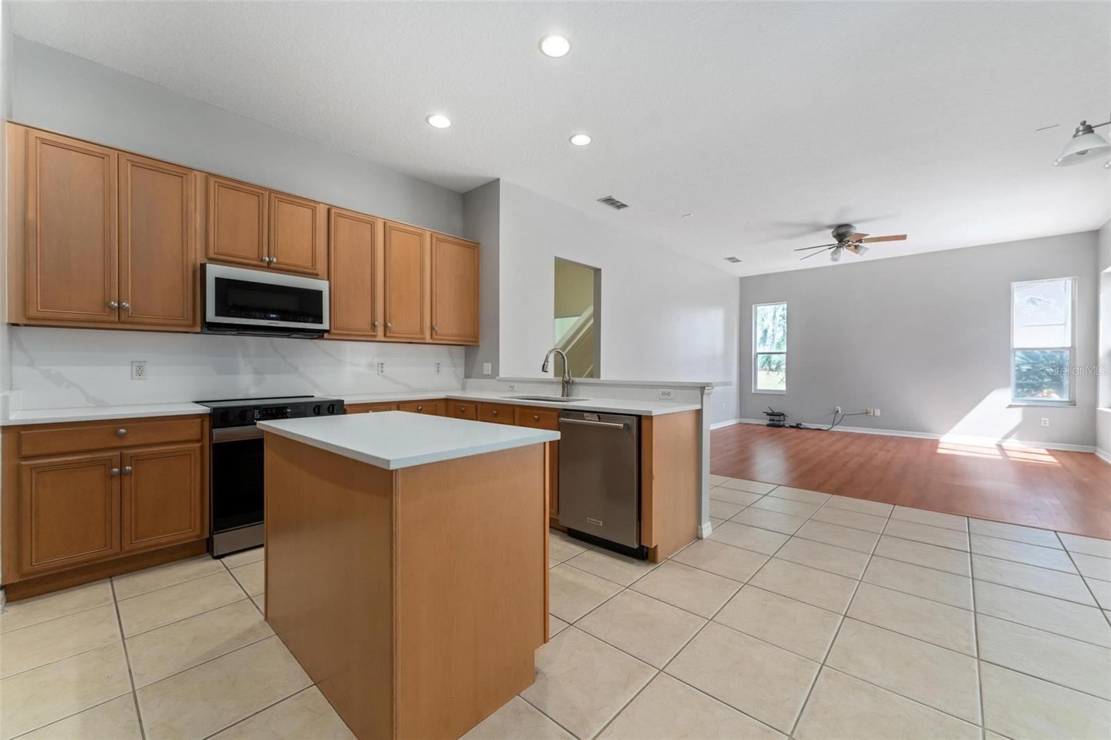Image 18 of 59 For 6550 Crestmont Glen Lane