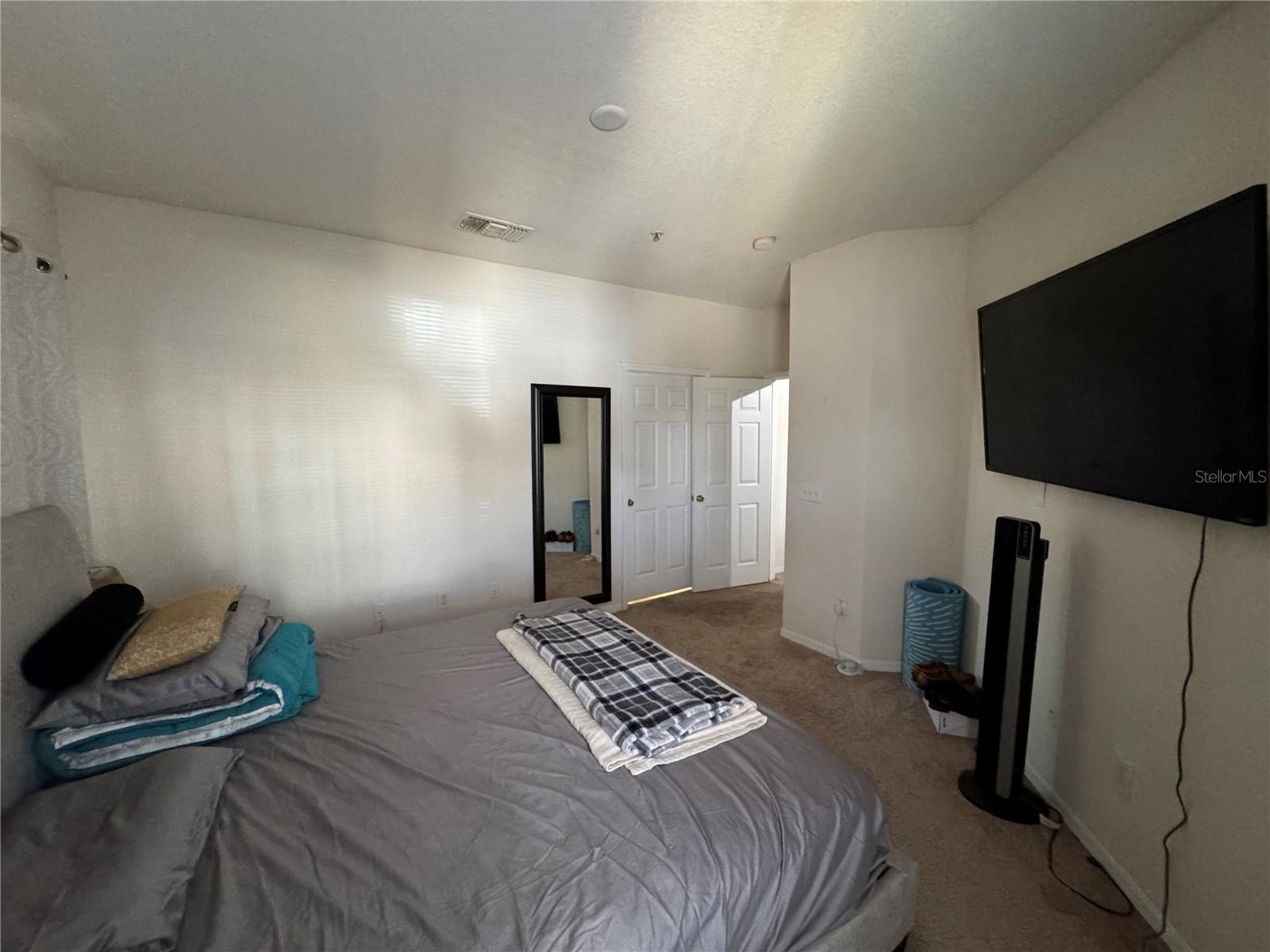Image 17 of 27 For 3707 Conroy Road 1711