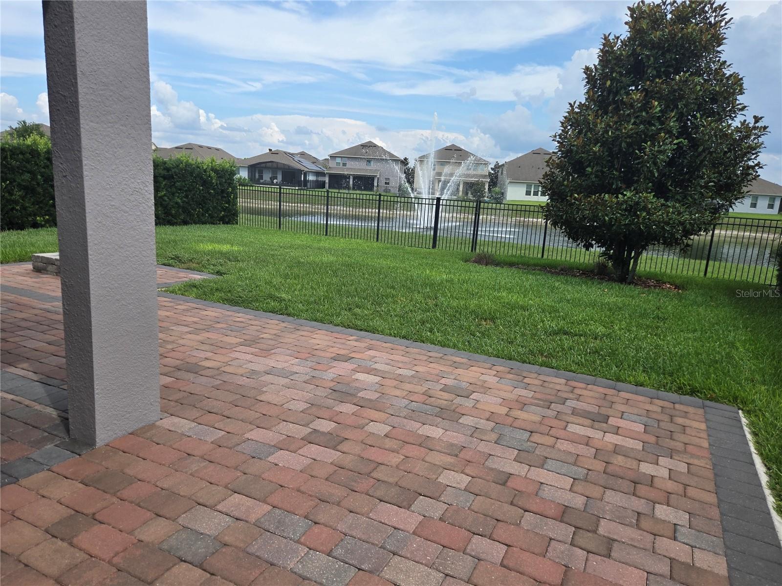 Image 4 of 54 For 16124 Azure Key Street