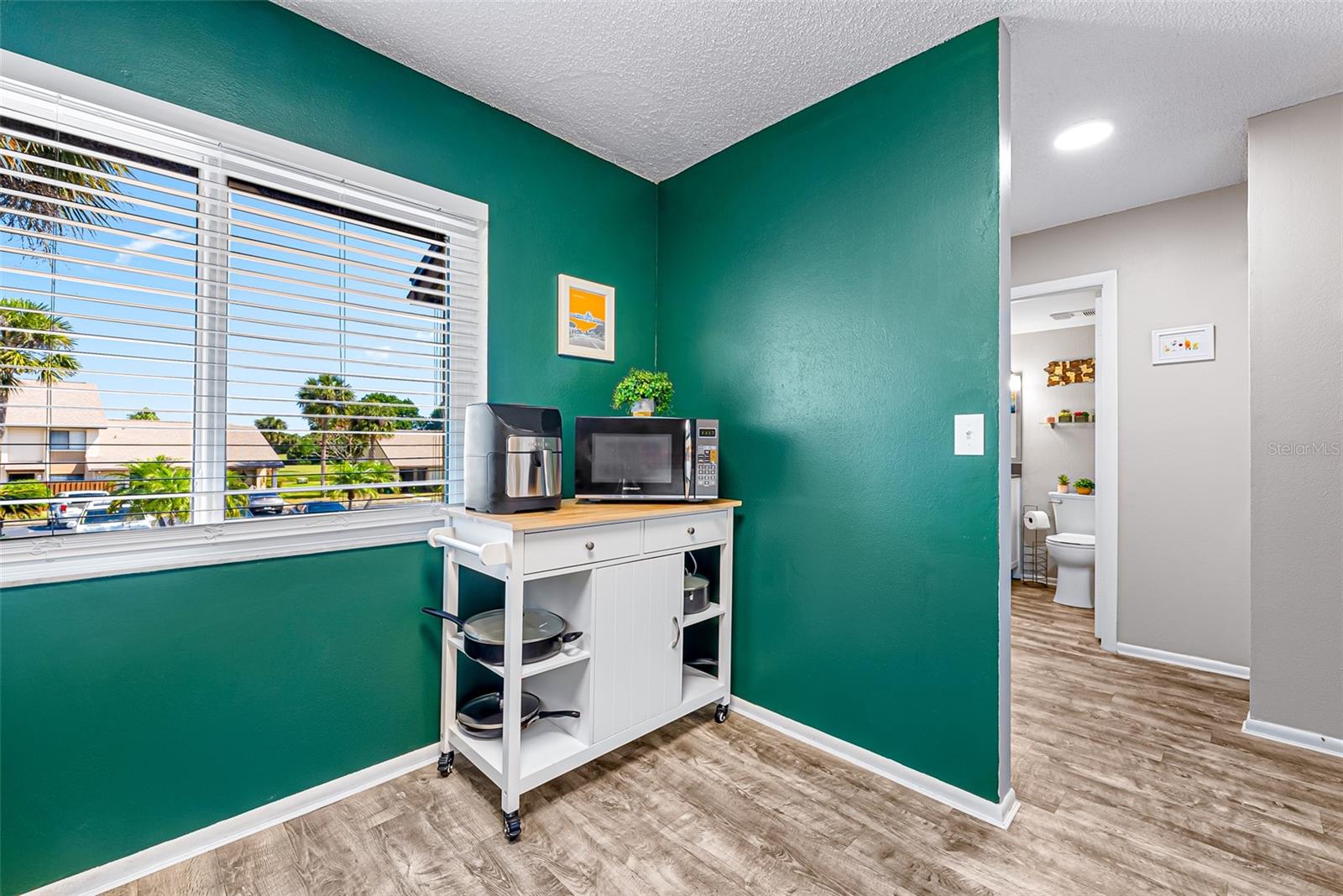 Image 13 of 40 For 2175 Golf Isle Drive 1022