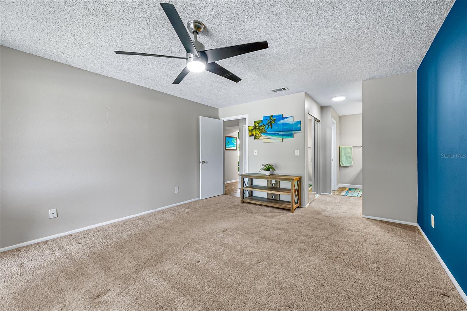 Image 18 of 40 For 2175 Golf Isle Drive 1022