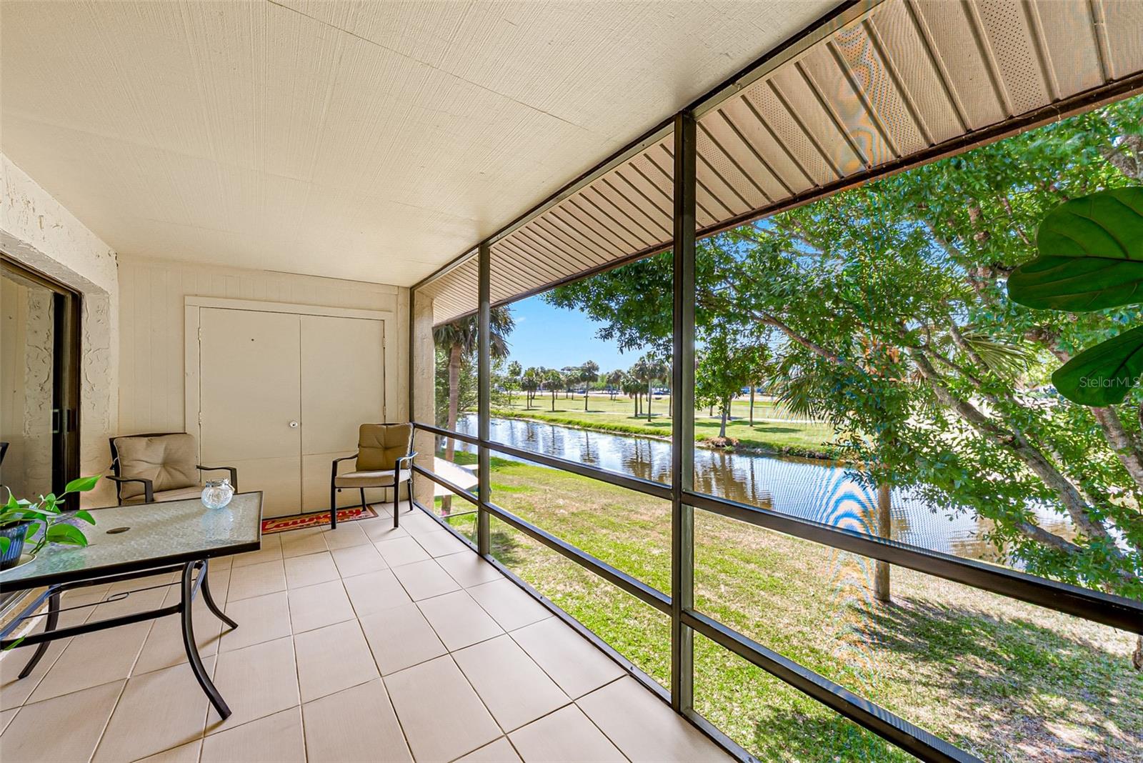 Image 29 of 40 For 2175 Golf Isle Drive 1022