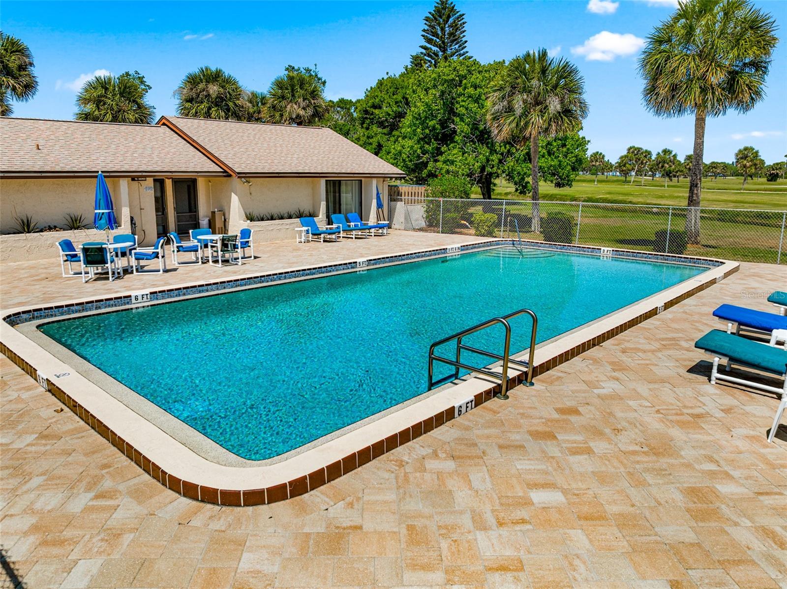 Image 37 of 40 For 2175 Golf Isle Drive 1022