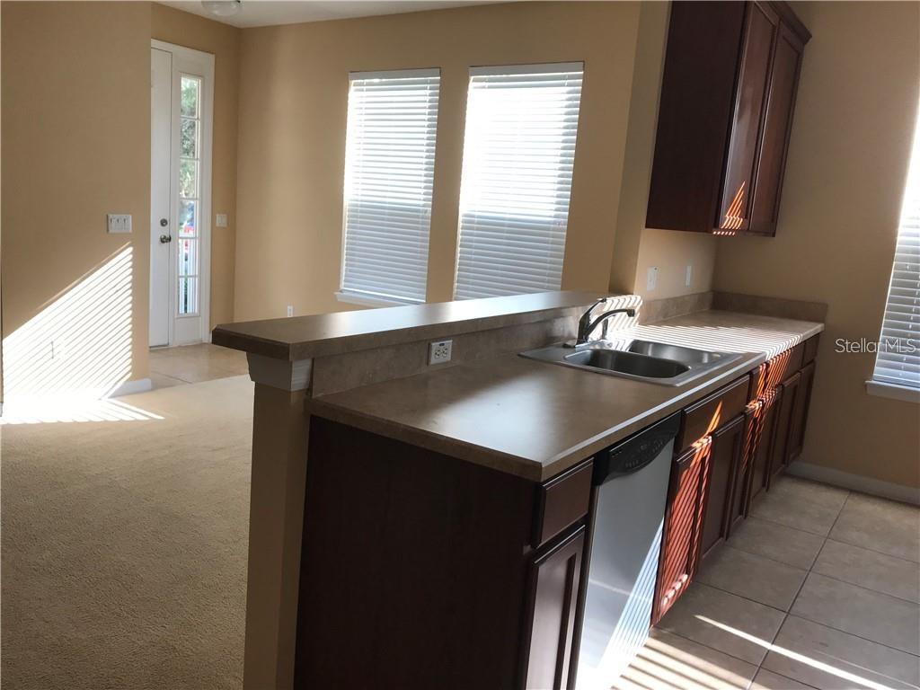 Image 4 of 24 For 10870 Spider Lily Drive 20