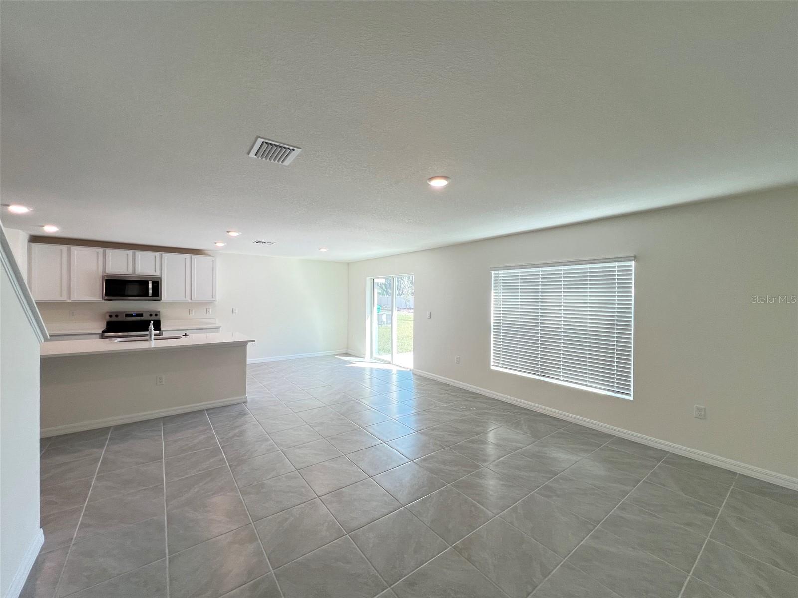 Image 14 of 37 For 3222 Evenmore Way