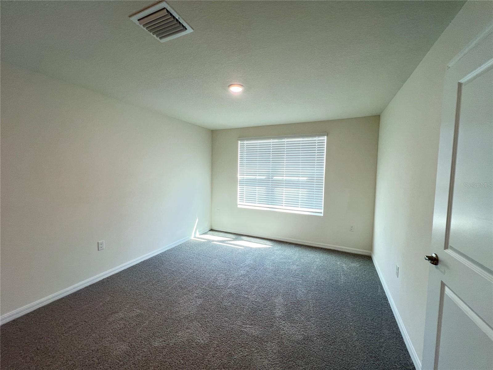 Image 16 of 37 For 3222 Evenmore Way