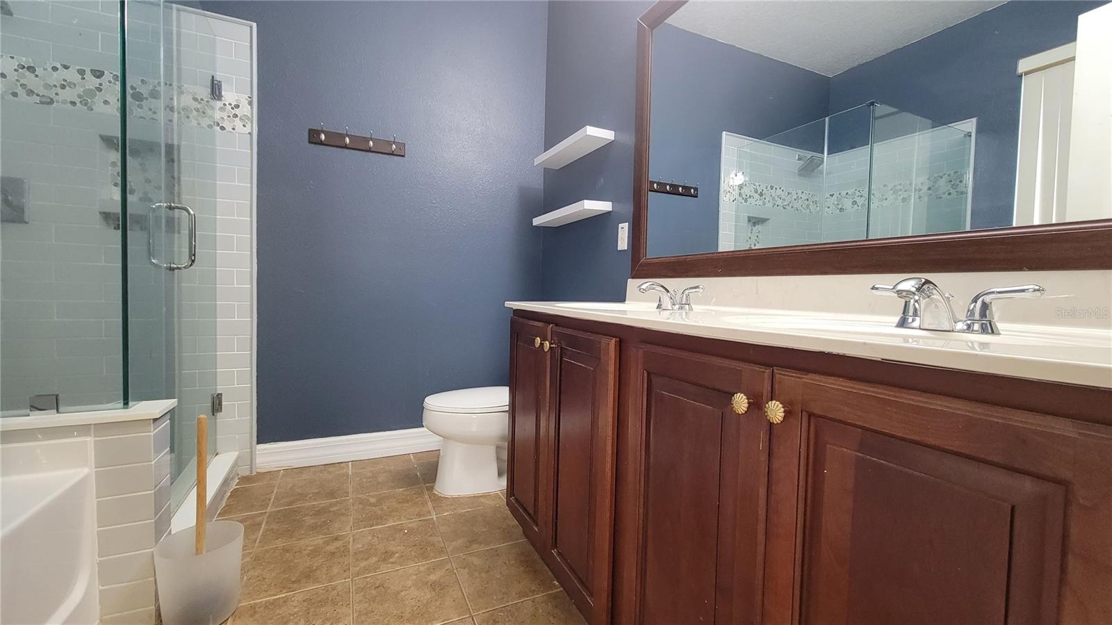 Image 19 of 26 For 539 First Cape Coral Drive