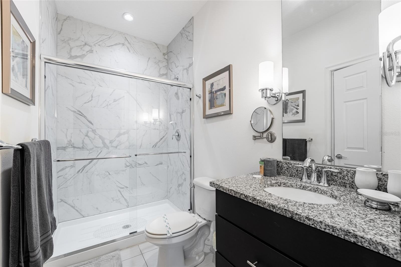 Image 18 of 25 For 17521 Placidity Avenue