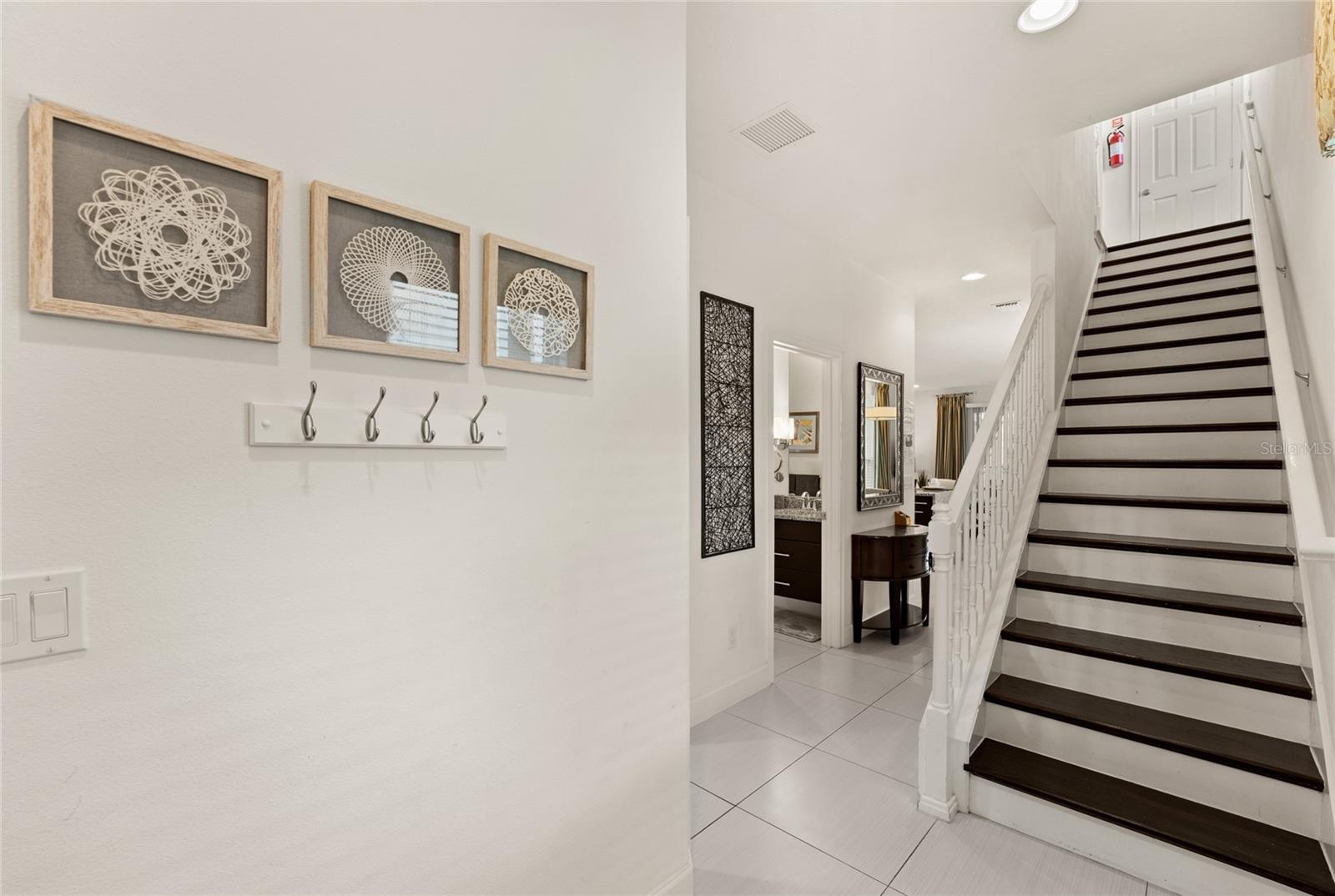 Image 2 of 25 For 17521 Placidity Avenue