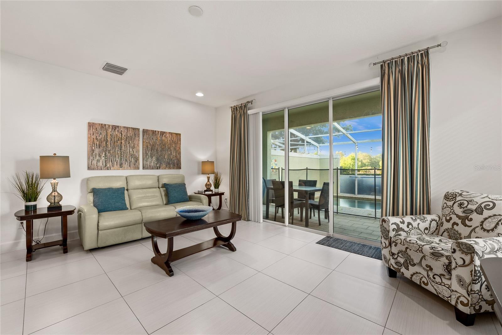Image 8 of 25 For 17521 Placidity Avenue