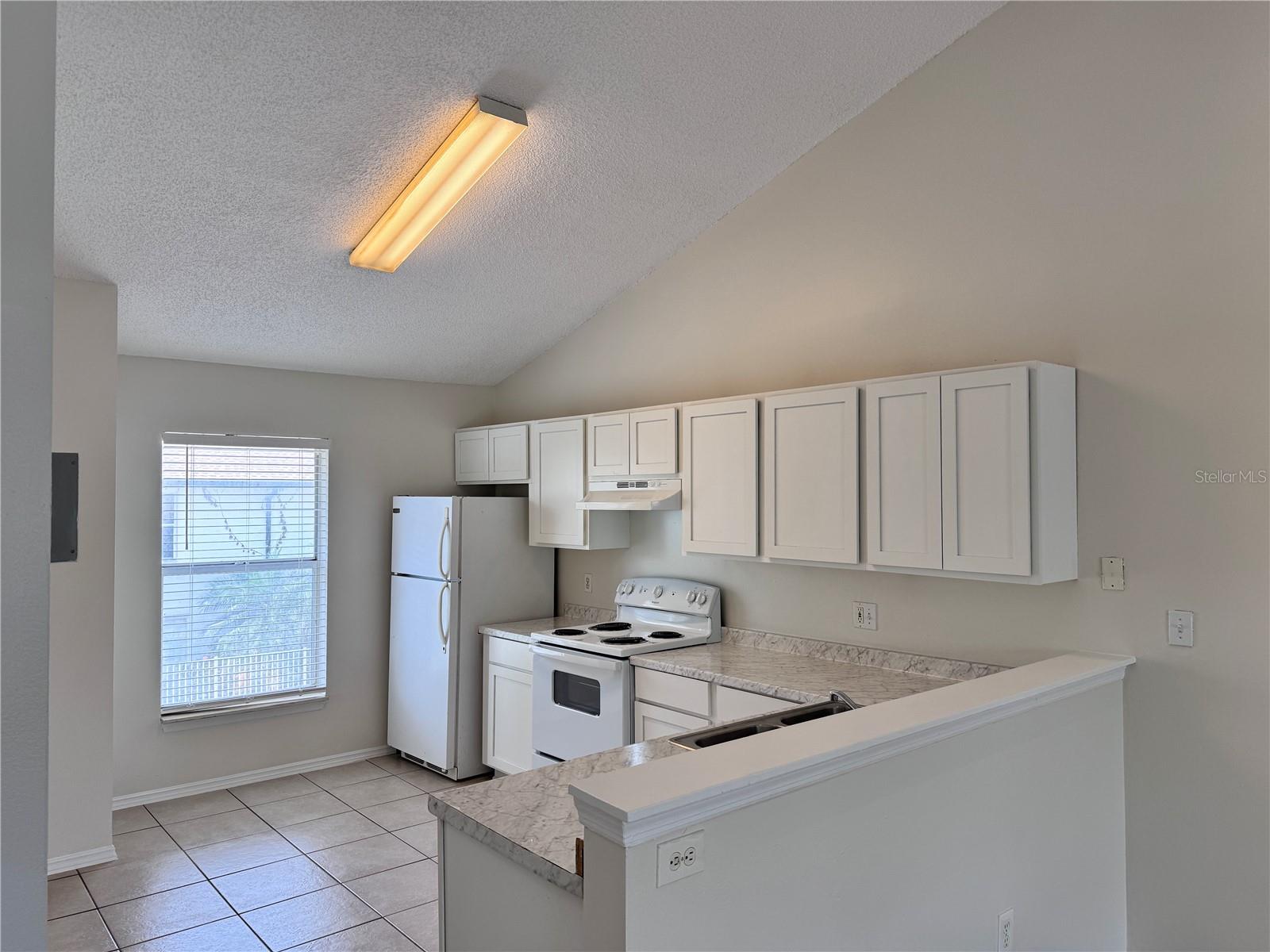 Image 6 of 18 For 3651 Goldenrod Road B207