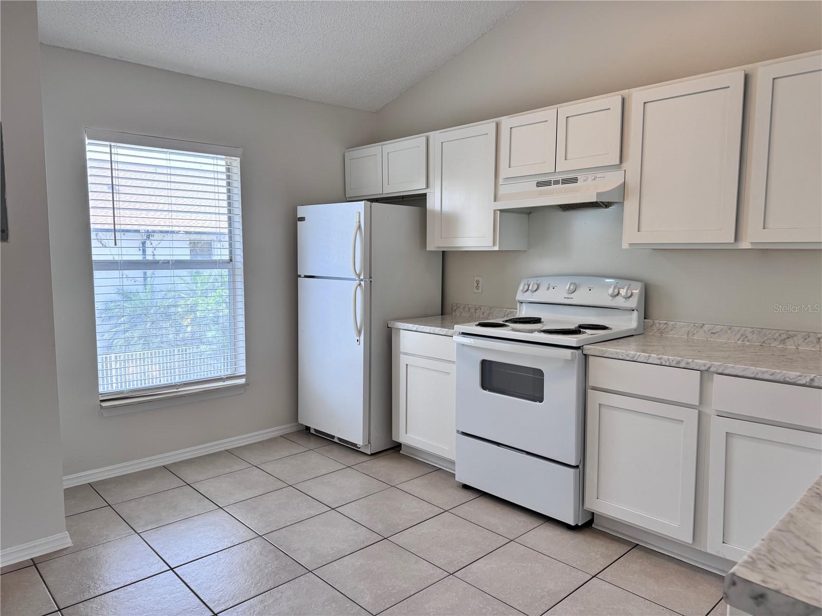 Image 7 of 18 For 3651 Goldenrod Road B207