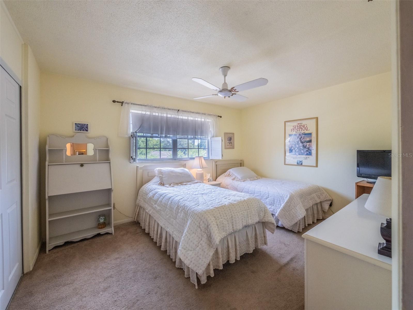 Image 13 of 26 For 5505 Hernandes Drive 204