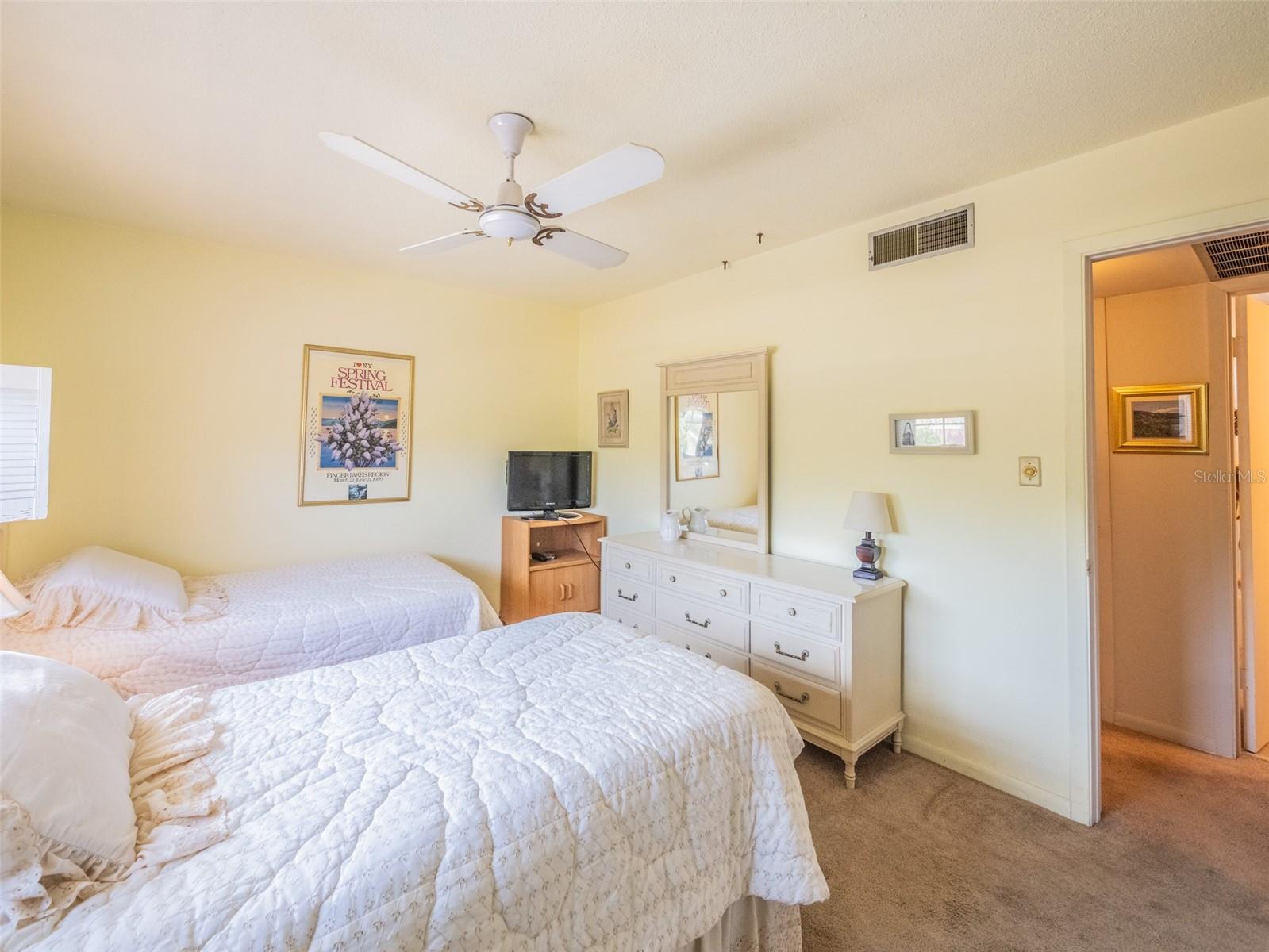 Image 15 of 26 For 5505 Hernandes Drive 204