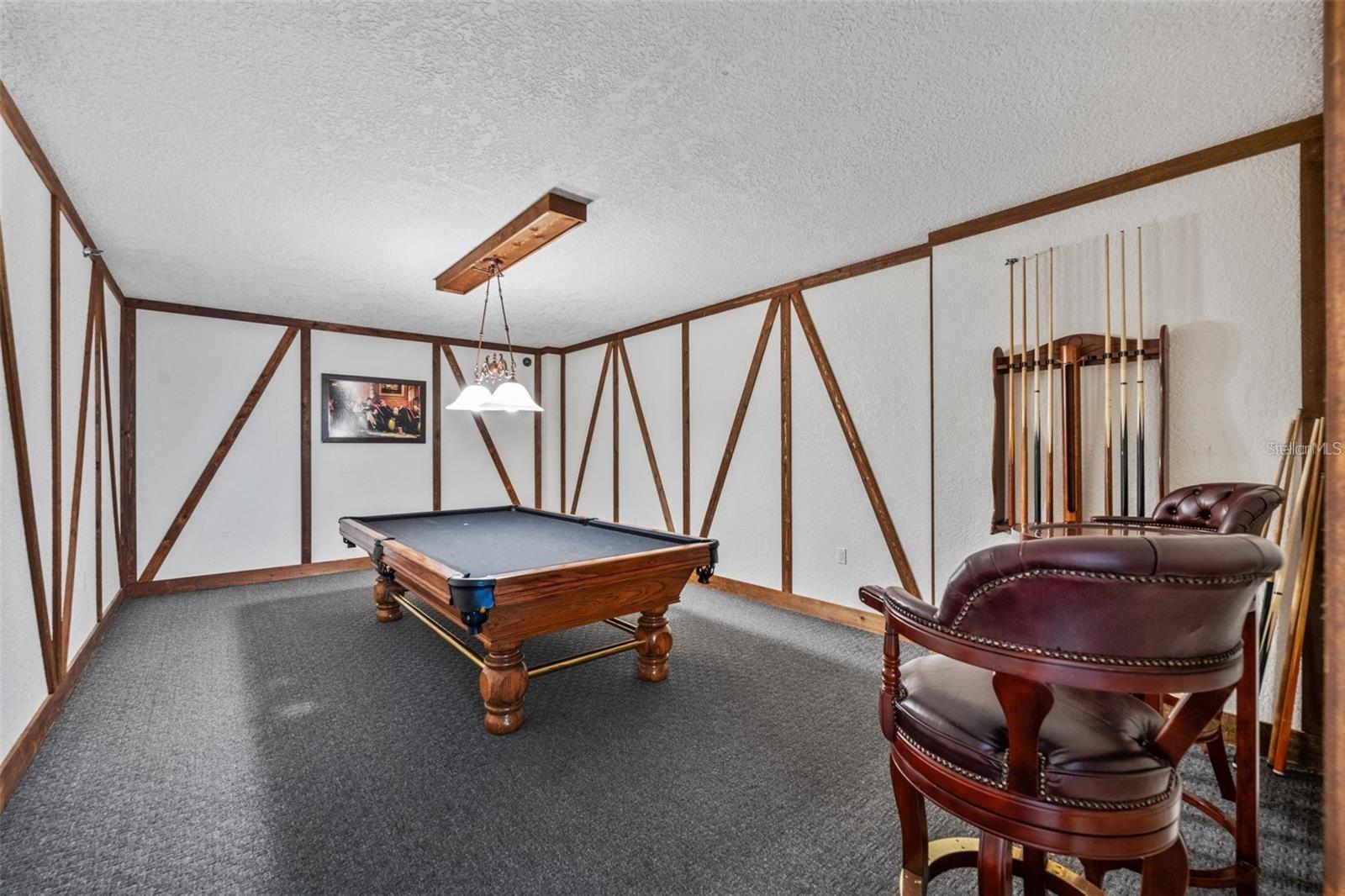 Image 34 of 38 For 401 Robinson Street 503