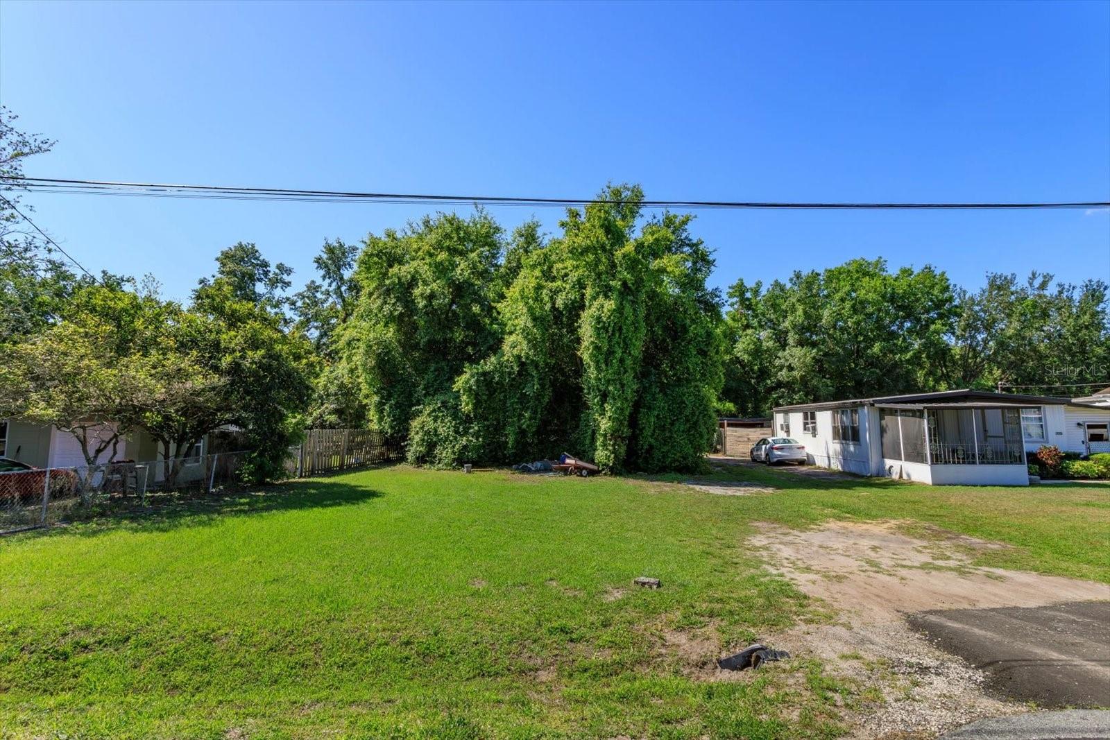 Image 4 of 6 For 714 Martin Street