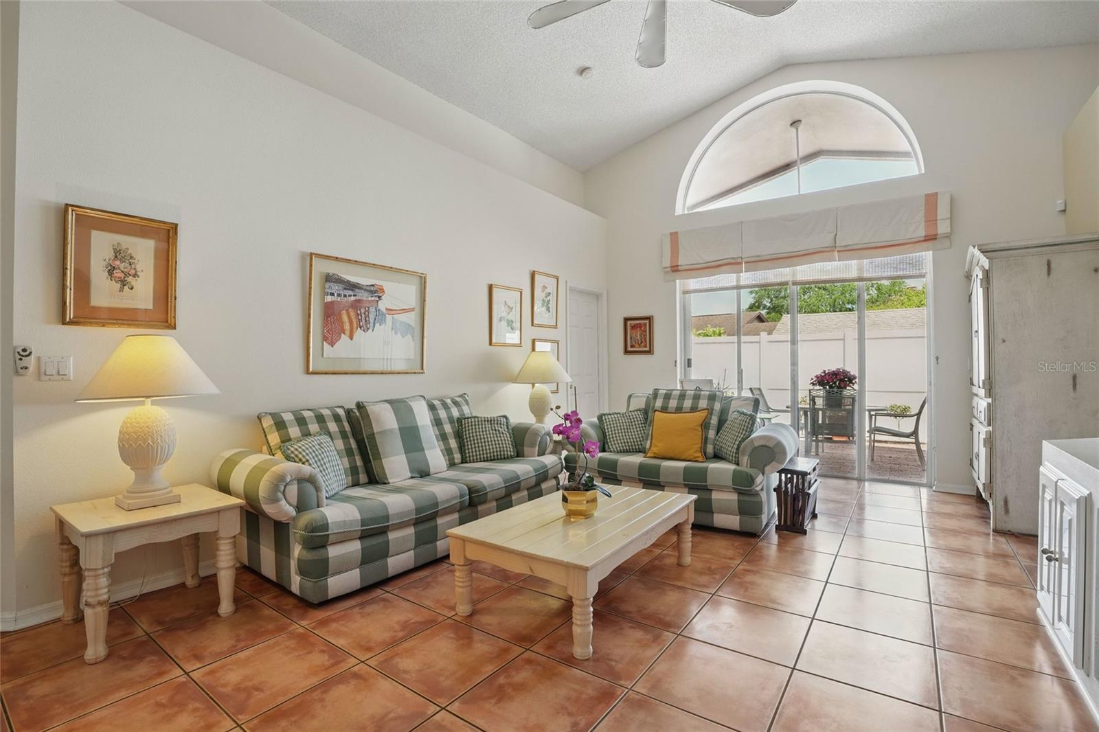 Image 14 of 51 For 9915 Kona Isle Court