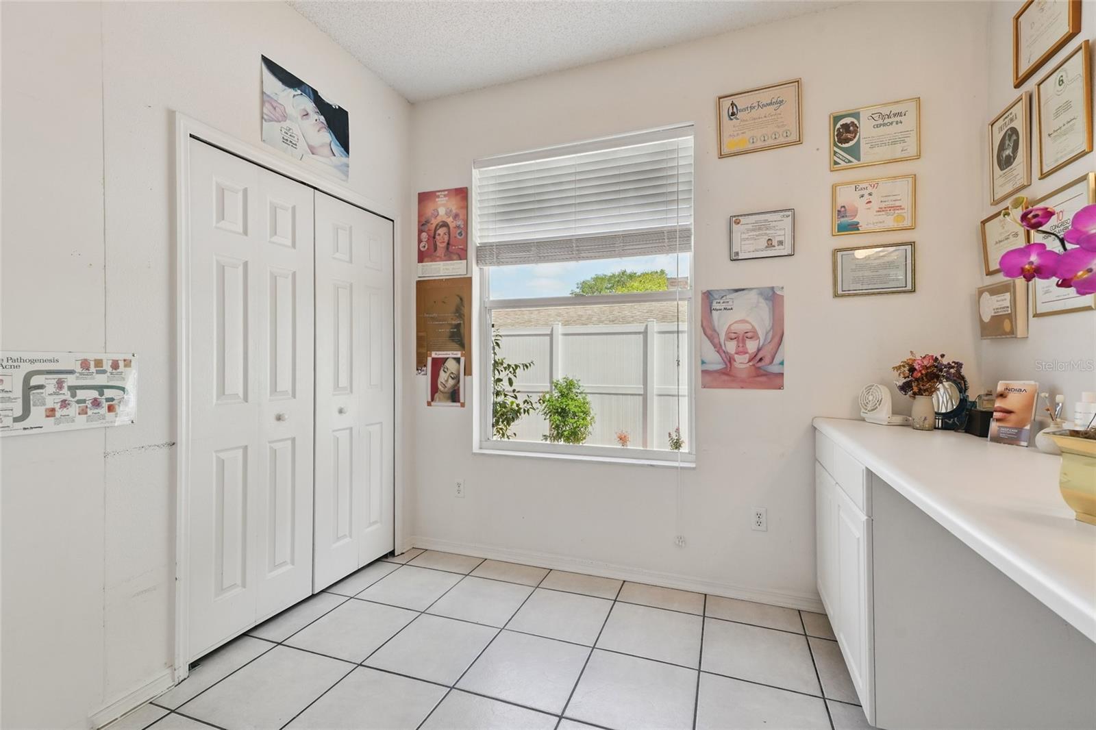Image 25 of 51 For 9915 Kona Isle Court