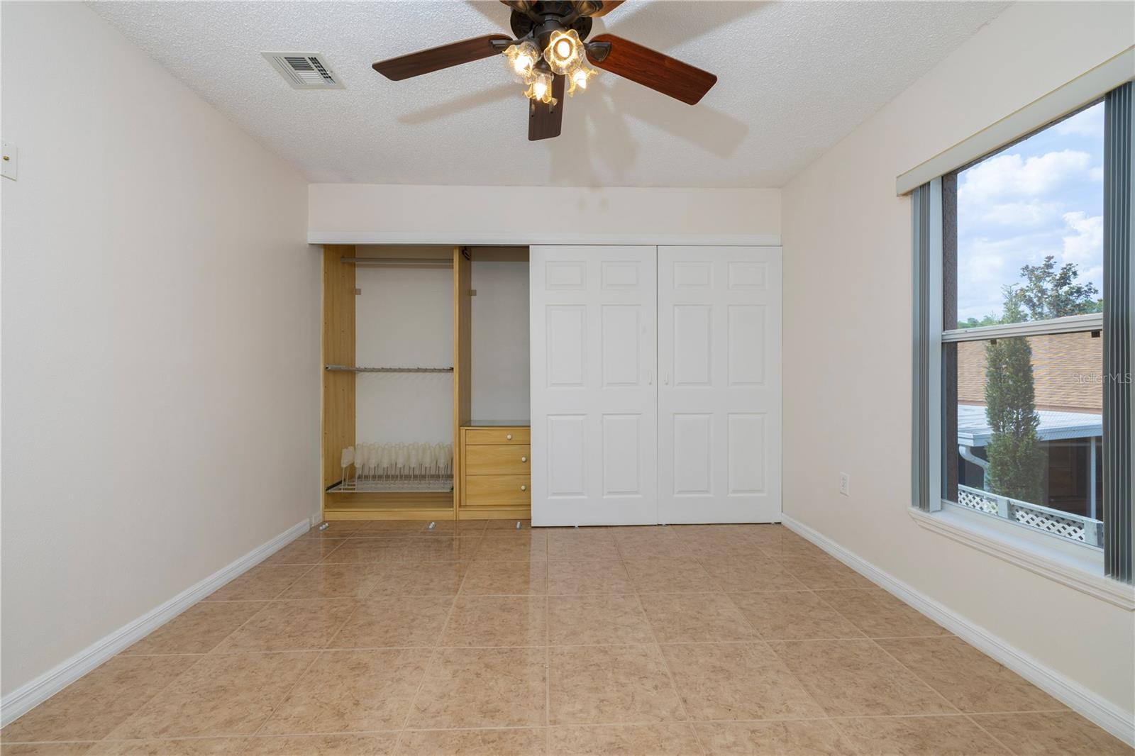 Image 19 of 46 For 50989 Highway 27  371