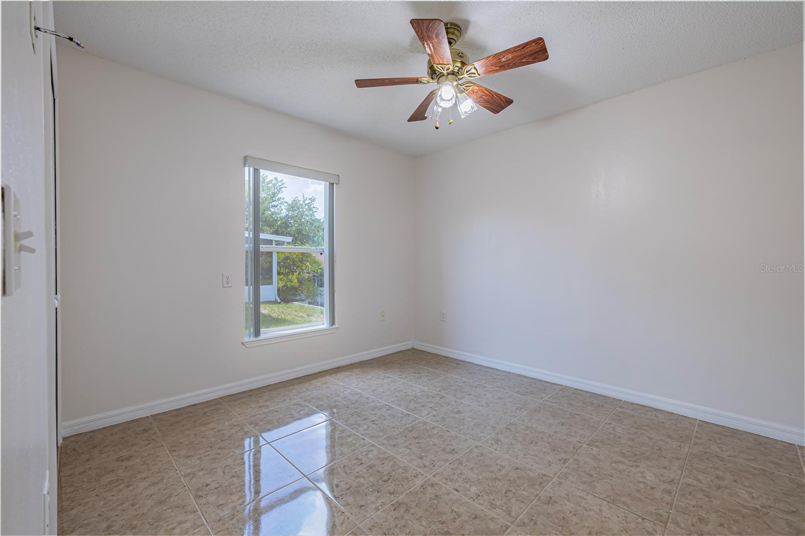 Image 6 of 46 For 50989 Highway 27  371