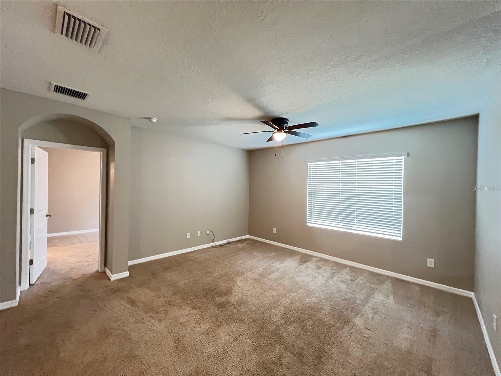 Image 11 of 31 For 9764 Pepper Tree Trail