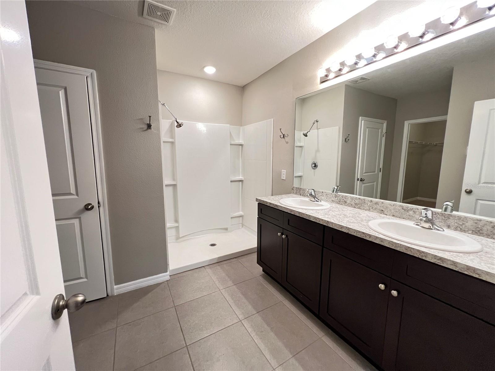 Image 14 of 31 For 9764 Pepper Tree Trail