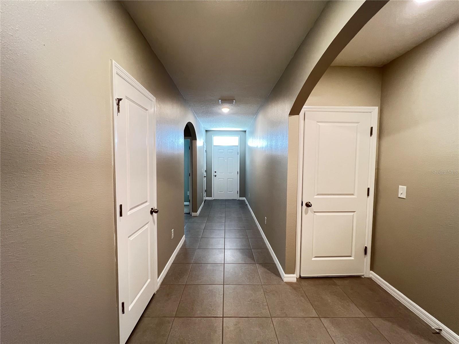 Image 17 of 31 For 9764 Pepper Tree Trail