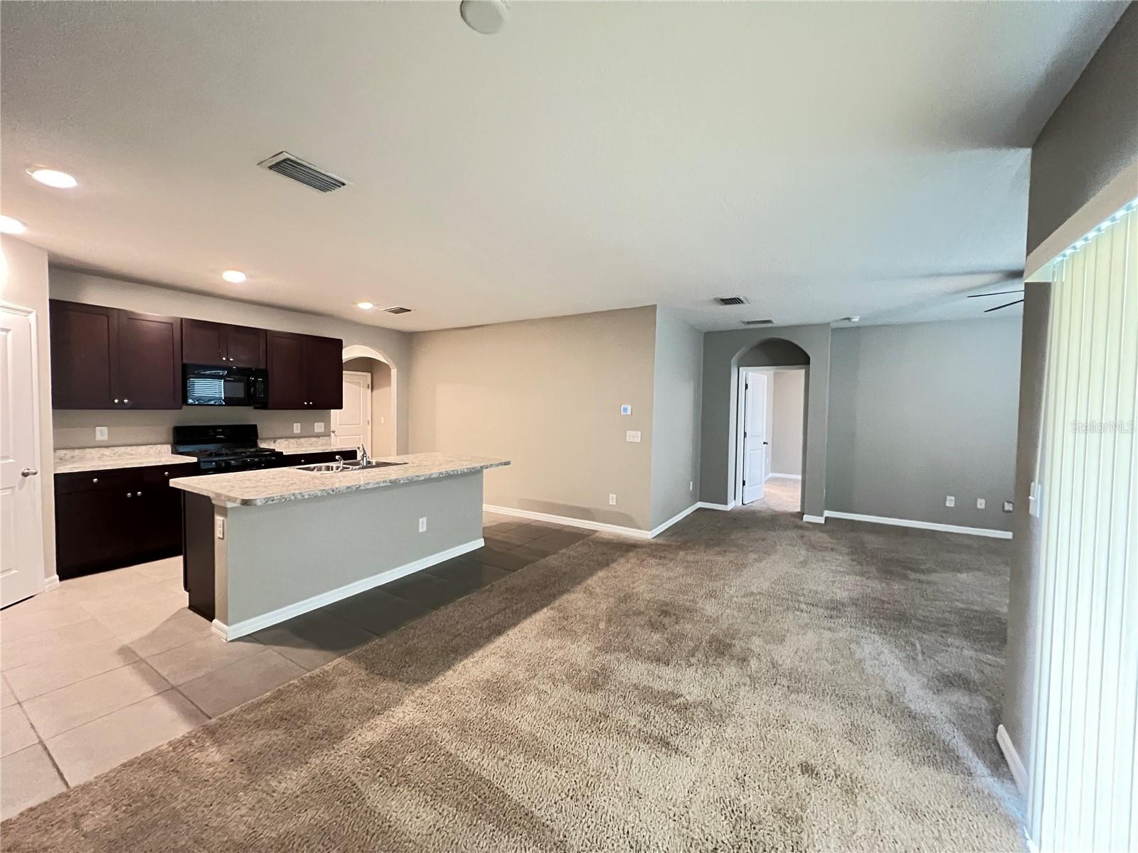 Image 9 of 31 For 9764 Pepper Tree Trail