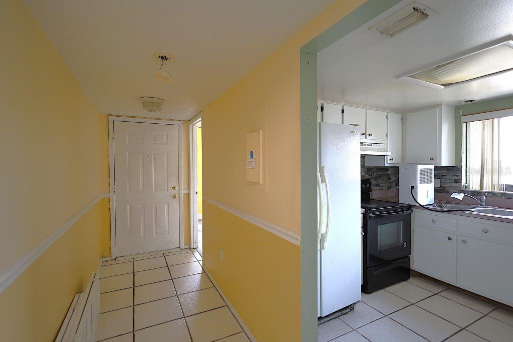 Image 26 of 53 For 1054 Lotus Cove Court 636